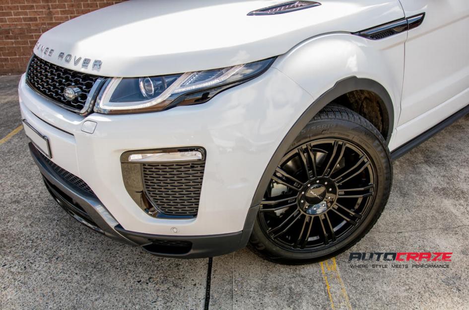 RANGE-ROVER-EVOQUE-D2-GLOSS-BLACK